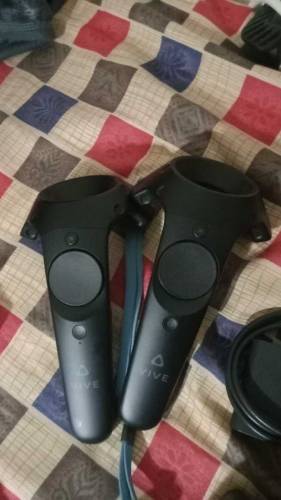 HTC varcutal reality head set import from Dubai original 
