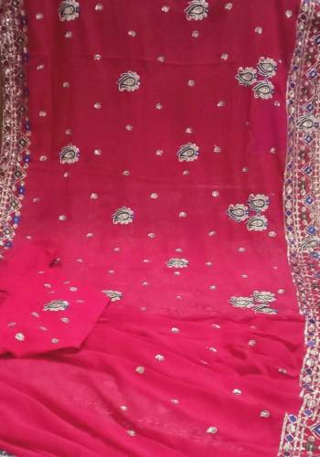 selling my wedding wear saree in red colour
