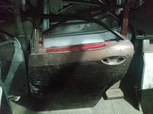 Corolla 17 model back right dor back left door available