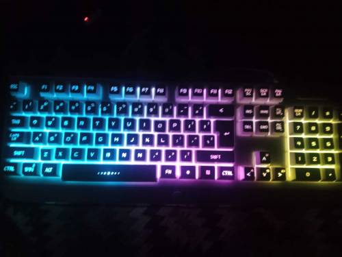 wolf totem V5 RGB & Semi mechanical keyboard in new condition 