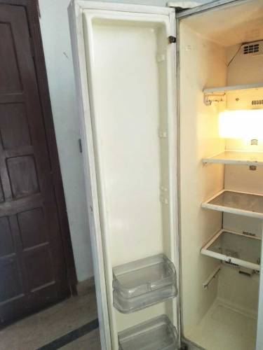 2door fridge urgent sale