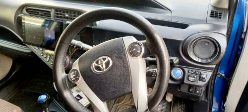 toyota aqua G full Options cros control and much moor for seale 