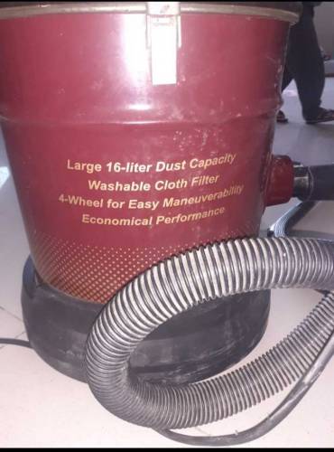 vacuum cleaner 