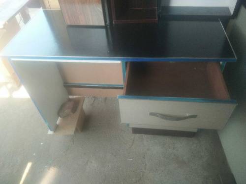 high quality small office computer study Table available in store 