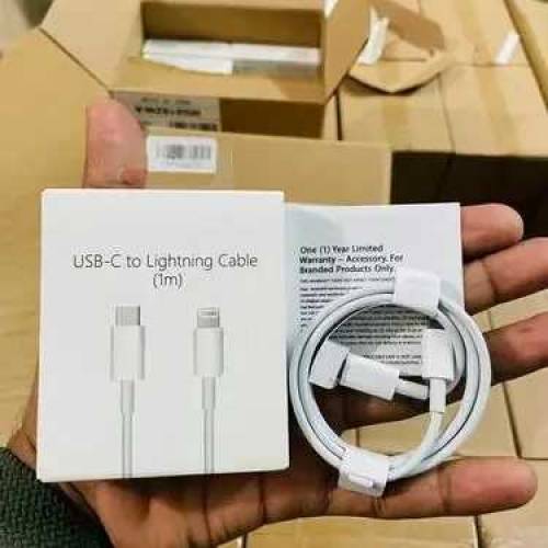 APPLE USB-C CABLE FOR IPHONE IN PREMIUM QUALITY.
