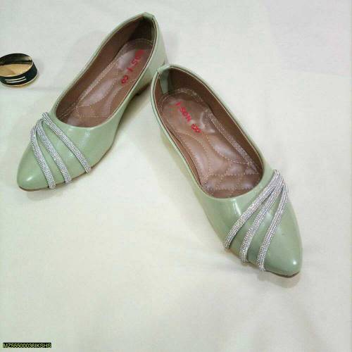 Pista Stone Pumps