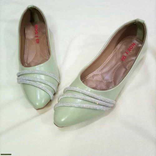 Pista Stone Pumps