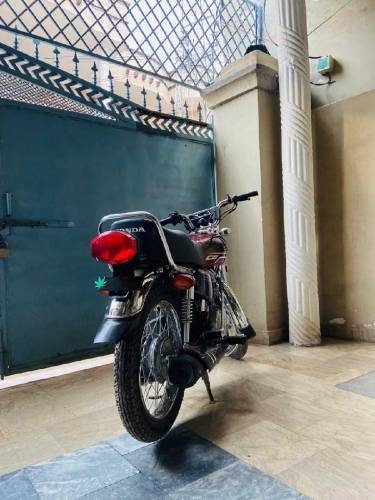 Honda 125 Slightly used Special edition 2024