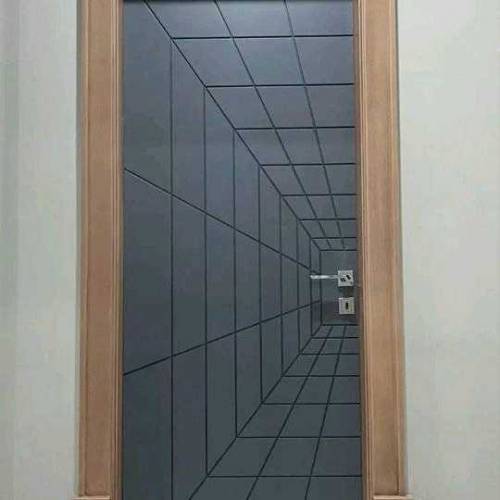 Door maker