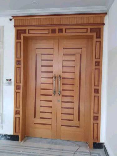 Door maker