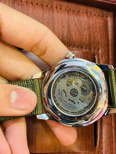 SEIKO 5SPORTS AUTOMATIC 23 JEWELS watch