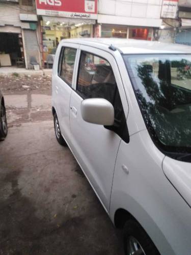 bank leased car zero metter gari hai 