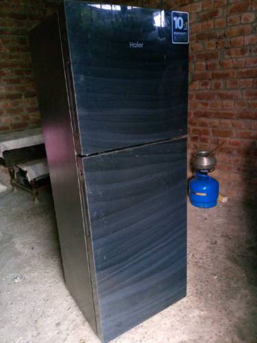 FRIDGE FOR SALE NEW CONDITION 10/10 JUST 5 MONTHS USE