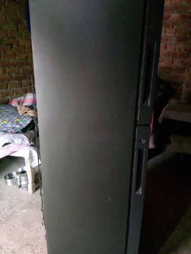 FRIDGE FOR SALE NEW CONDITION 10/10 JUST 5 MONTHS USE