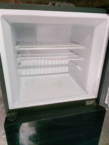 FRIDGE FOR SALE NEW CONDITION 10/10 JUST 5 MONTHS USE