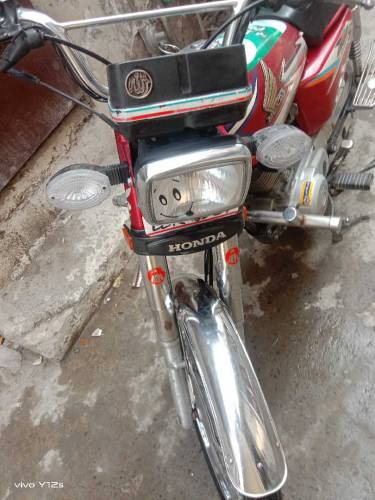 Honda CD 125 2016 model