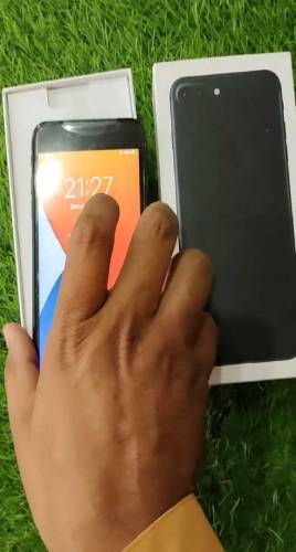 iphone 7 plus 32GB PTA approve full box new set no any foult