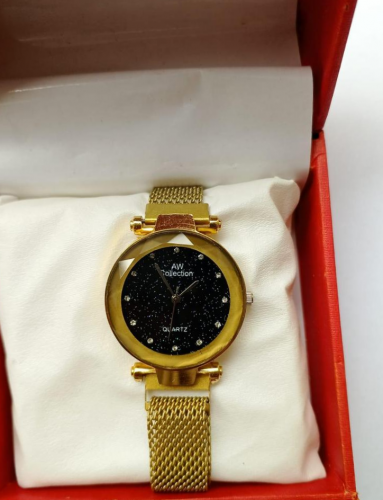 beautiful women watch 