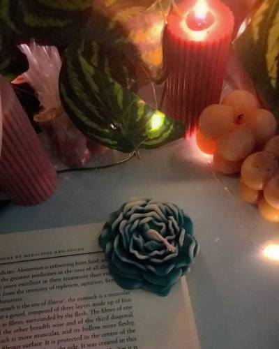 Aromatic Rose candles