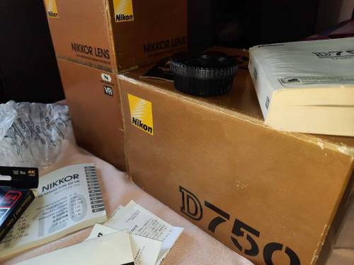 Nikon D750 DSLR Body, Lens, Flash Gun for Sale
