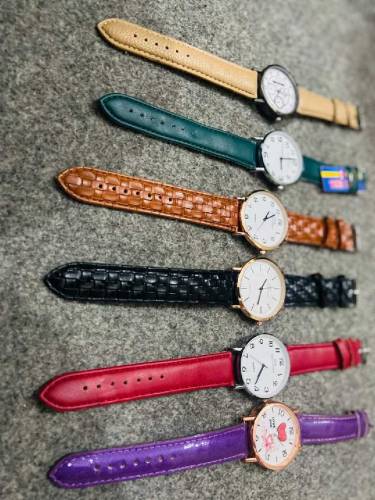 Customize watch for men's and women's ⌚️