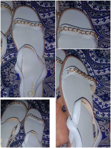 New Service Sandal