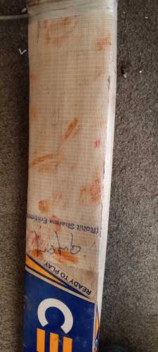 pure English willow hard ball cricket bat for sale in low price.