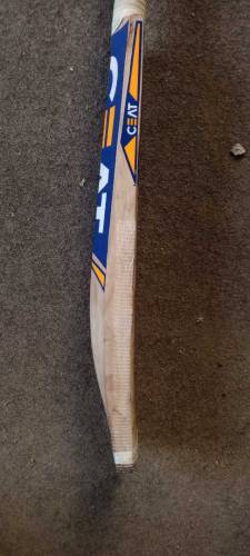 pure English willow hard ball cricket bat for sale in low price.