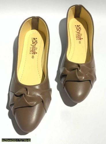 •  Material: PU Fabric, PVC Sole•  Product Type: Women's Pumps•  Patte