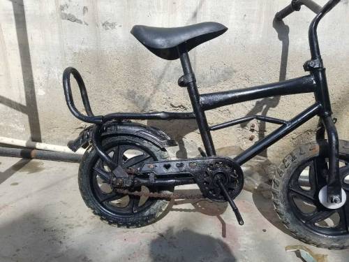 Childern bicycle Good Condition All ok Location Orangi town karachi ki