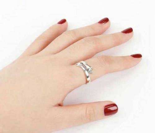 Silver Hug Ring 
