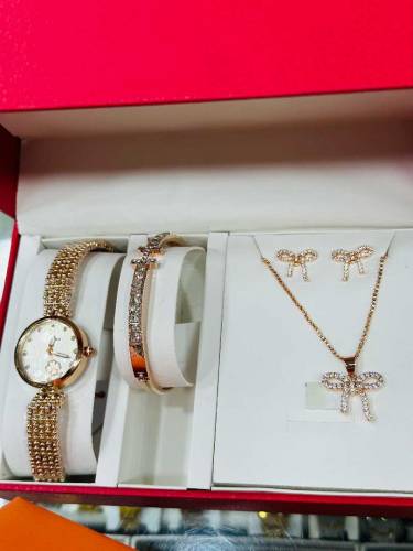 Jewellery Set New Design women watch, earrings, bracelets and necklace