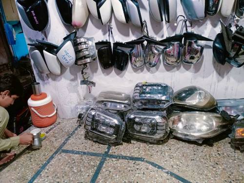 Daihatsu Taft All body parts available 