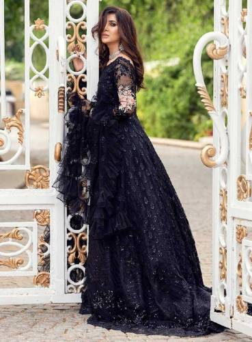 *BRAND... ZAINAB CHOTTANI*


FABRIC
(SHIRT).....NET
(DUPATTA