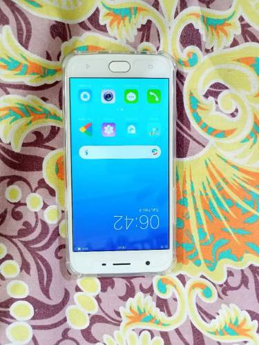 oppo A57 4/64 new pieces retail/wholesale.