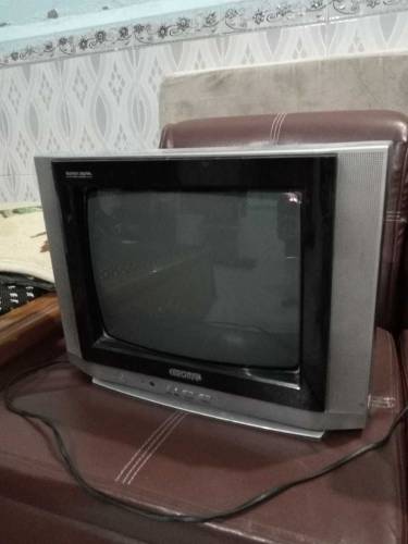 two tv no any fault nice sound any one wants plzz contect im syed 