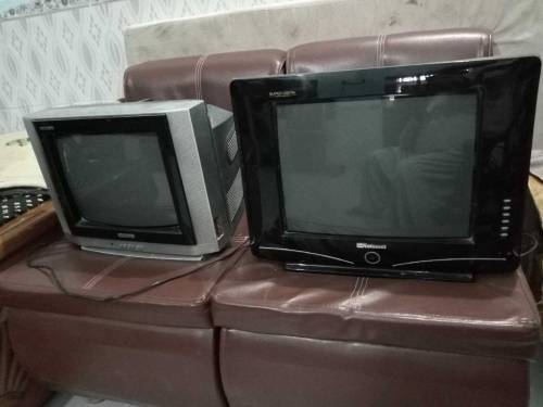 two tv no any fault nice sound any one wants plzz contect im syed 