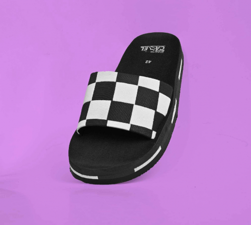black camel slipperr check desine