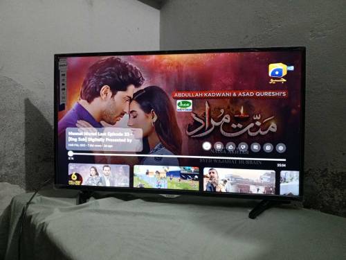 Samsung smart tv 4k 43 inch dish receiver Good condition 