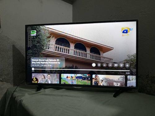Samsung smart tv 4k 43 inch dish receiver Good condition 