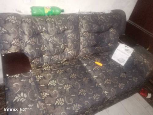 1three seater 2 two seater sofa set for sale