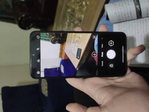 Lg g8x