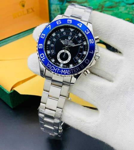MENS FASHIONABLE ANALOGUE WATCH