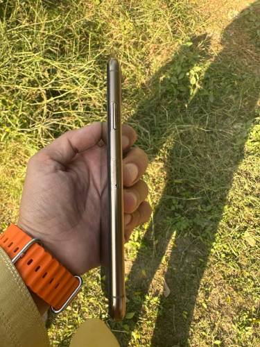 Iphone 11 pro max 512 gb ha battery health 88 ha no scratch Official P