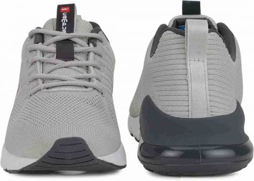 men running shoes 👟