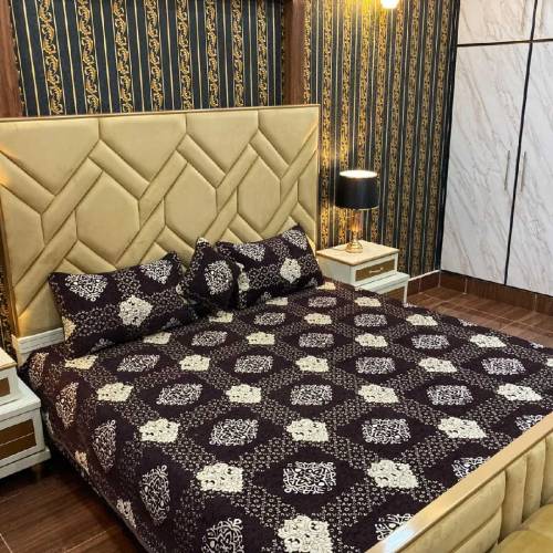 4 pcs Velvet jayquard Bedsheets