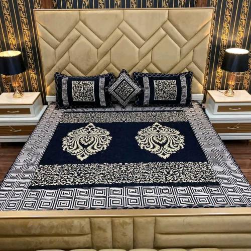 4 pcs Velvet jayquard Bedsheets
