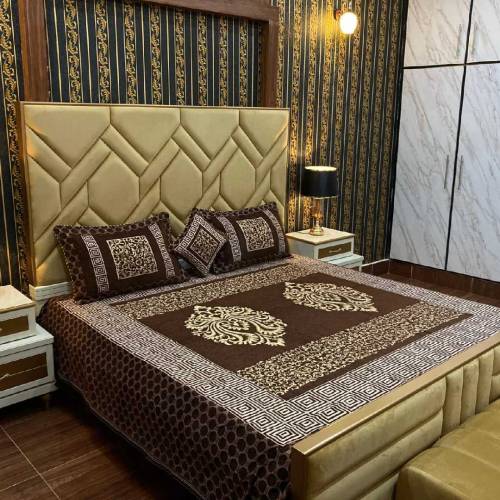 4 pcs Velvet jayquard Bedsheets