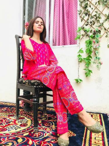 2 Pcs Woman Stitched Linen Printed Suit