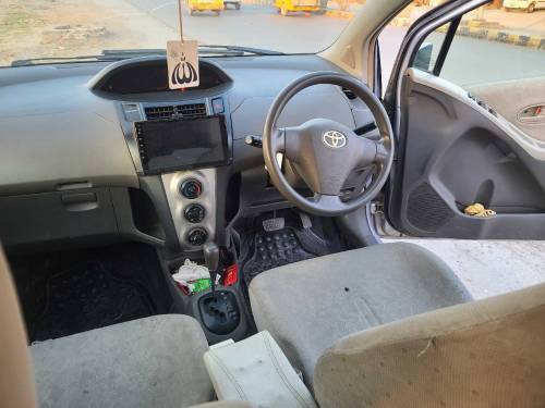 Toyota vitz .2008 Model.2012 Registered